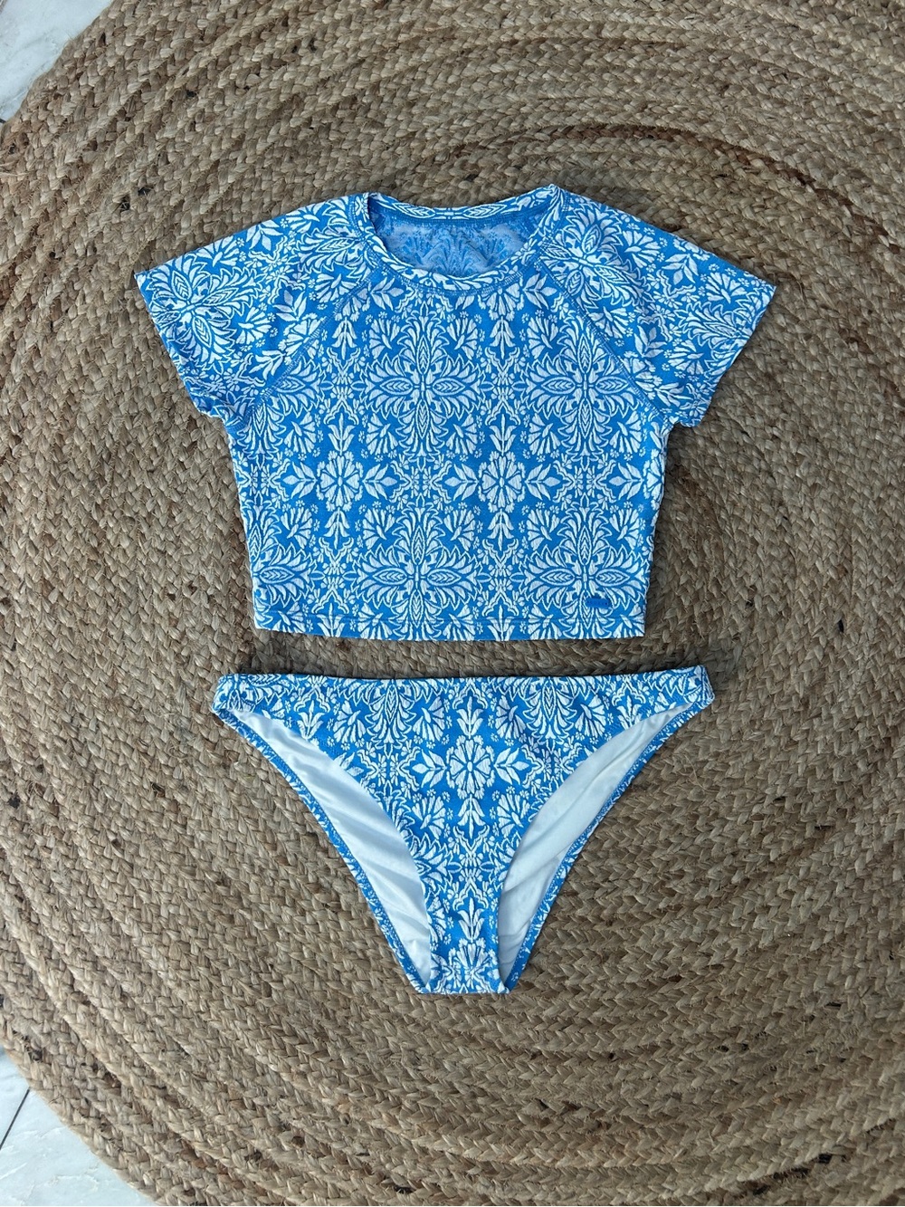 NWOT Roxy Tile Tranquility Swimsuit XL Women Blue Rashguard Bikini Two Piece